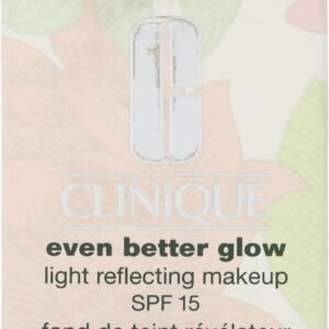 Clinique Even Better Glow Light Reflecting Liquid Foundation SPF15 30ml - 114 Golden